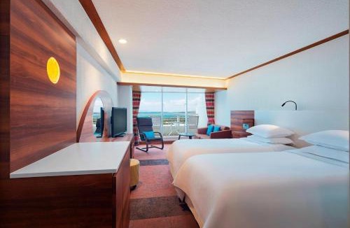Fuchaku Hotel | Sheraton Okinawa Sunmarina Resort