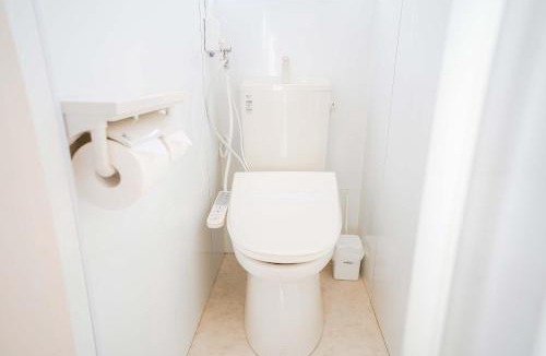 Toshima Apartment | 403Room 1 Stop from Ikebukuro Entire 35m on 4st Floor 2 Bedrooms for up to 6 Guests 3Minute Walk to Don Quijote