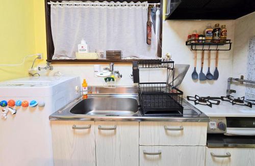 Higashinippori Apartment | 202 - Tokyo Ueno, 5 Min to Uguisudani Station, Entire Apartment for 4