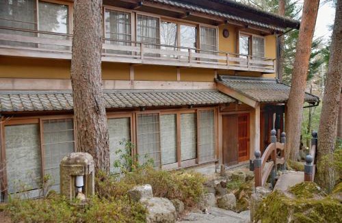 Nagawa Villa | 24時間源泉かけ流しを ひとりじめできる 一棟貸しVilla安曇野