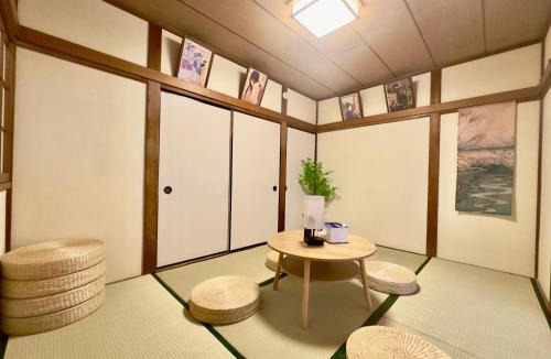 Kita Villa | 7時IN19時OUT # 池袋駅でのお迎えあり # ヴィラ一軒家貸切 # 駅近8分 # 池袋駅10分 # 上野駅13分 # 7 00 IN19 00 OUT # Pick up Ikebukuro # Whole villa rental # 8 min to station # 10 min to Ikebukuro # 13 min to Ueno