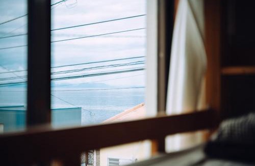 Iyo Hostel | 海に恋する泊まれる喫茶店 ポパイ