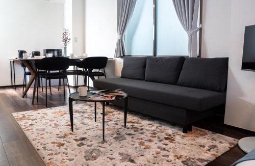 Tomigaya Apartment | studio aoi 202