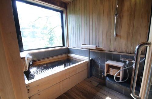Yudanaka Shibu Onsen Hotel | 塵表閣本店