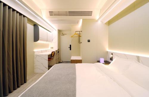 Yufu Hotel | space-vessel基地