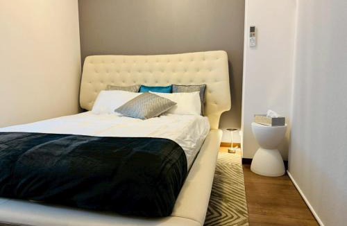 Hakozaki Apartment | LuxurySweet East72 最大7人 ペット可 箱崎宮前駅徒歩3分 新築