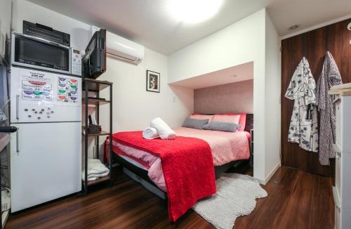 Yoyogi Hotel | North Cottage Studio Apartment with private entrance