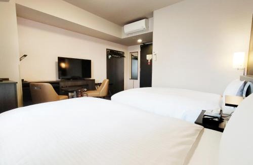 Takaoka Hotel | Hotel Route-Inn Takaoka Ekimae