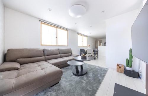 Nerima Apartment | Brand New Shinjuku House 3BR 6pax only 4min to Station