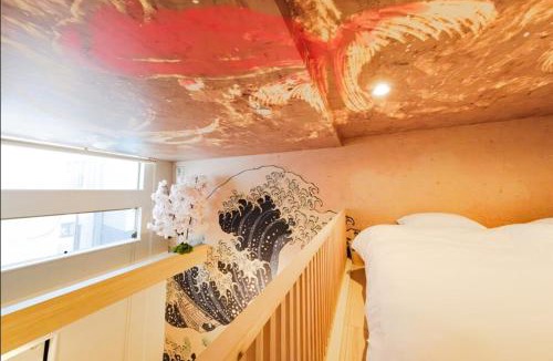 Higashi Apartment | Hokusai Great Wave x Modern Japan