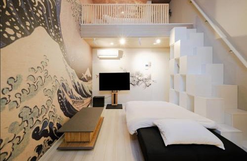 Higashi Apartment | Hokusai Great Wave x Modern Japan