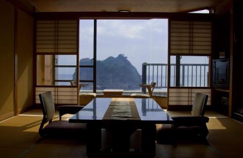 Dogashima Hotel | UmibenokakureyuSEIRYU海辺のかくれ湯清流