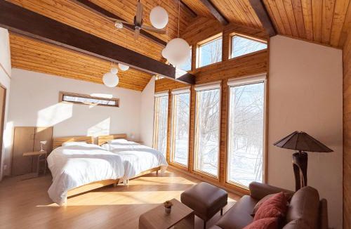 Rusutsu Ski Chalet | Sakura chalet 5 minute walk to the Rusutsu Resort