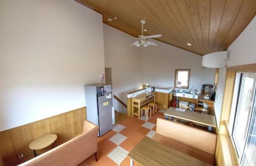 Fujikawaguchiko House | Orange Cabin Inn far from station