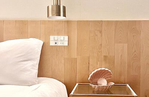 Yushima Hotel | 东京上野秋叶原超豪华双卧套房Ydob 最大8人上野公园3分钟 地铁1分钟位置绝佳超级繁华免费wifi Dyson吹风机