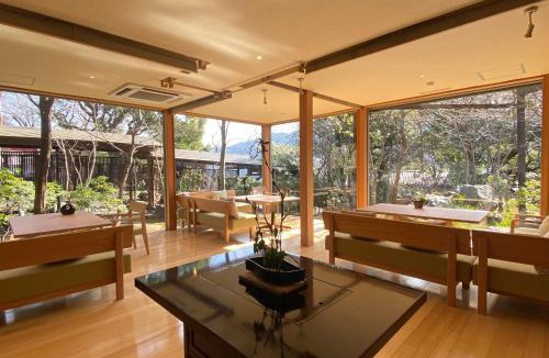Yugawara Hotel | Kaiseki Ryokan Ashikari
