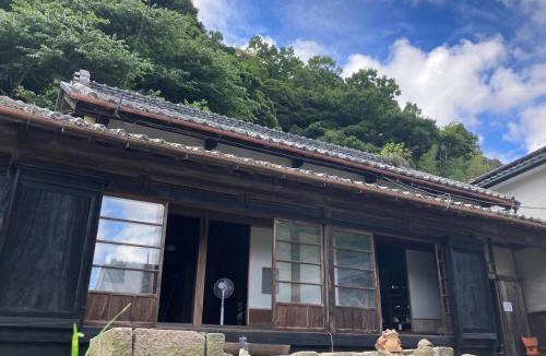 Matsuzaki Hostel | ゲストハウス大安吉田