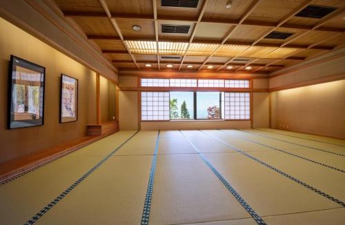 Inawashiro Hotel | Lake View Inawashiro
