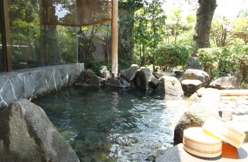 Yutaga Onsen Hotel | Suehirokan