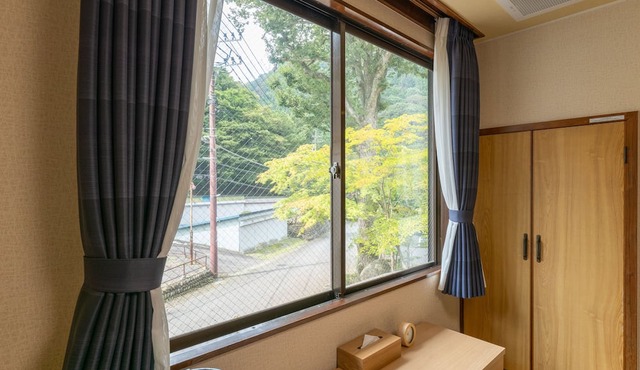 Nikko Garden Hotel