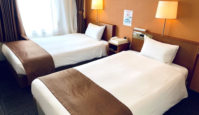 Tokyo Plaza Hotel