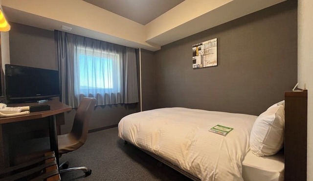Hotel Route-Inn Niigata-Nishi Inter