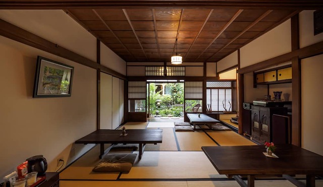 Inase Otsu Machiya Bed & Breakfast