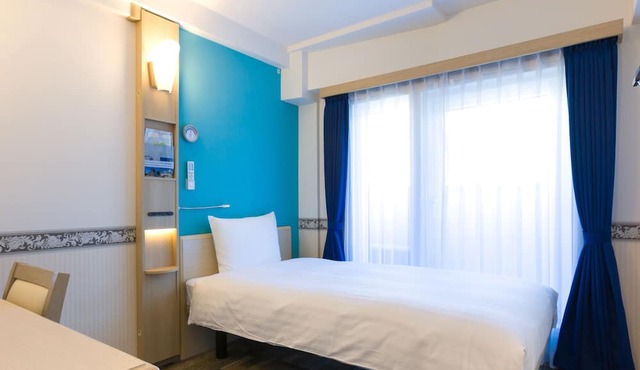 Toyoko Inn Saitama Misato Ekimae