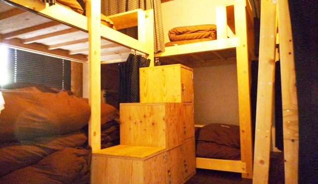 Guesthouse Kiten - Hostel