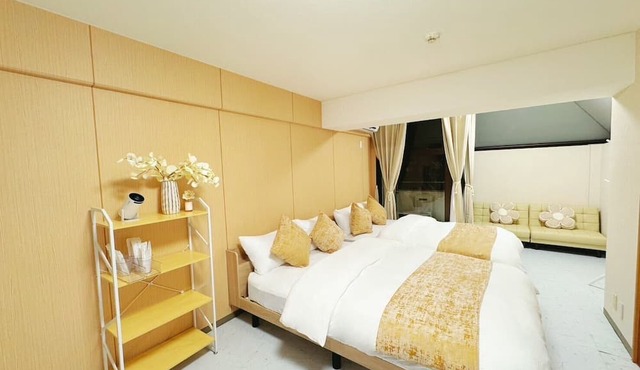 Easy Access to Shinjuku , Shibuya Area , 4 Guests , Studio