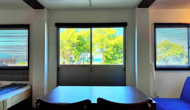 20 steps to the sandy beach Beachfront guesthouse/Amakusa Kumamoto