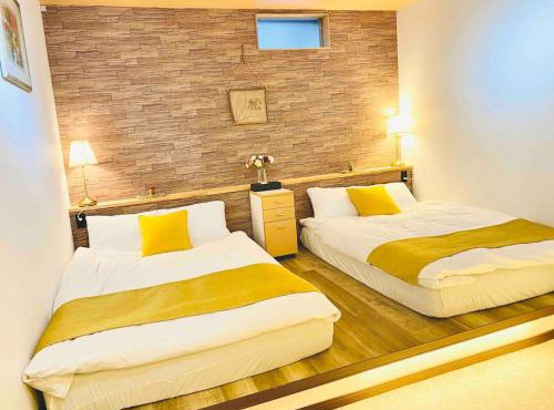 Pine House 6 minutes by train to Ikebukuro 11 minutes to Shinjuku Convenient access to Ueno by train
