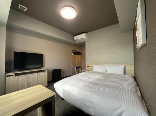 Hotel Route Inn Suzaka