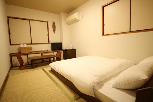 Okubo Hotel Hawaii