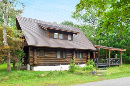 Log Urube Village 